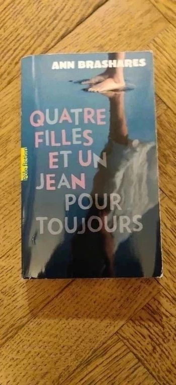 Livre - Quatre filles et un jean pour toujours