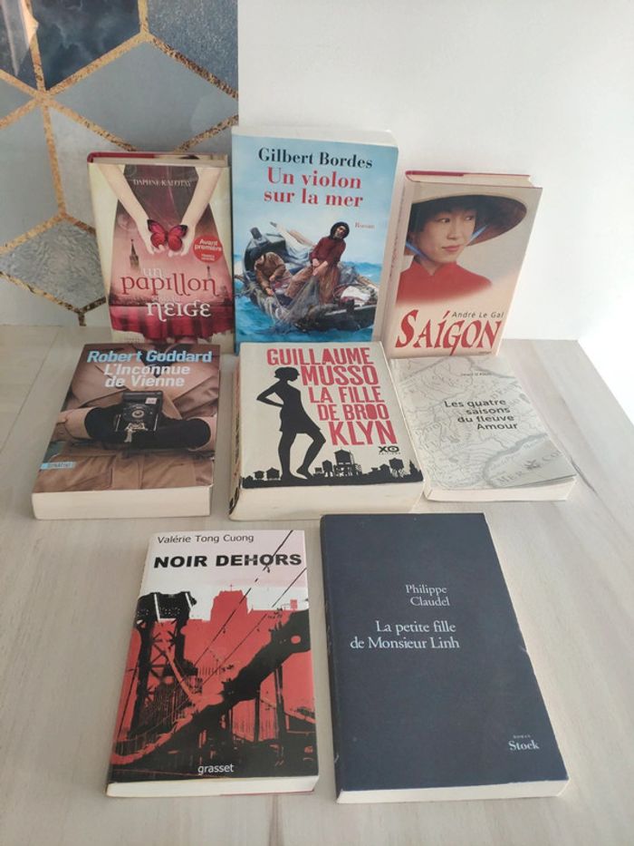 Promotion déstockage Lot 8 livres Claudel Musso Bordes Goddard Kalotay Cuong Albis