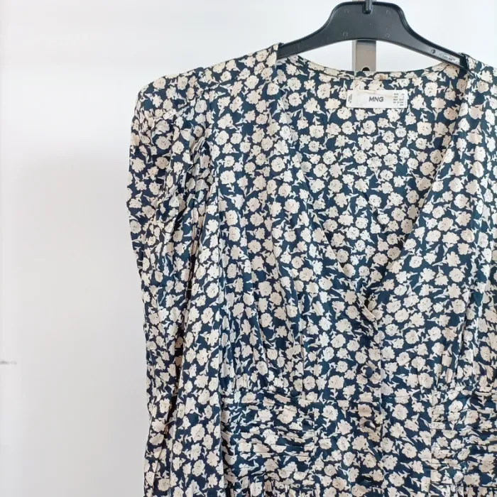 Robe longue bleue écru fleurie Mango Taille XS Manches longues A818 - photo numéro 5