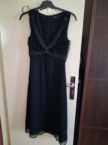 Jolie robe Caroll  noir chic taille 36 neuve 