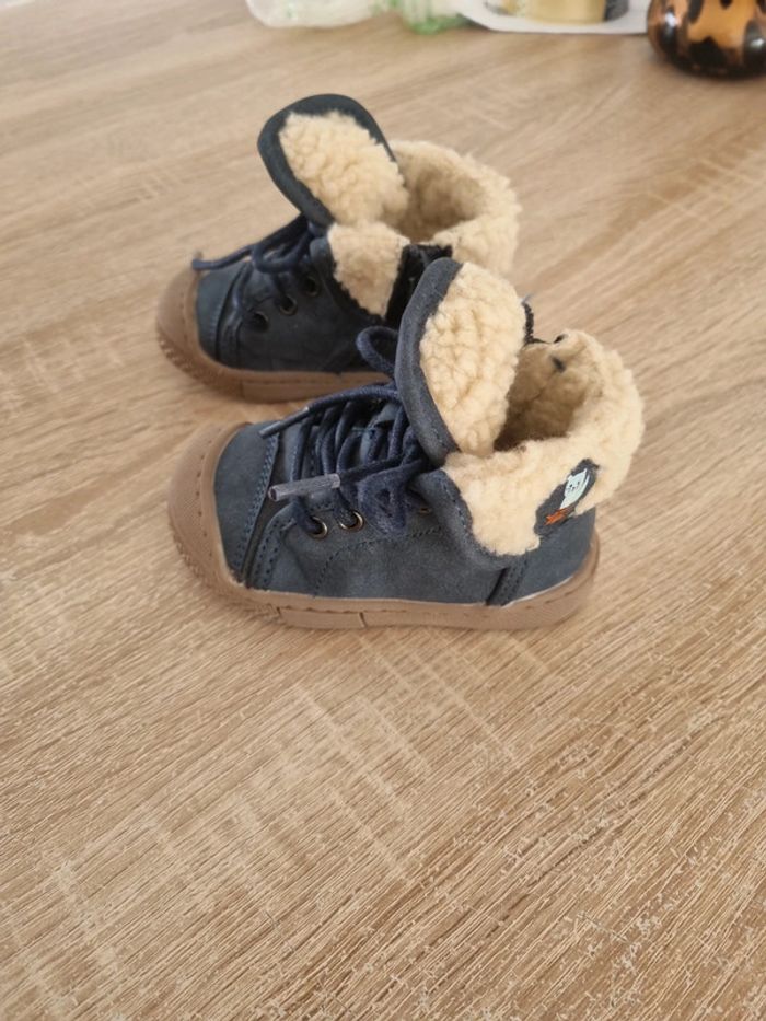 Chaussure bébé - photo numéro 2