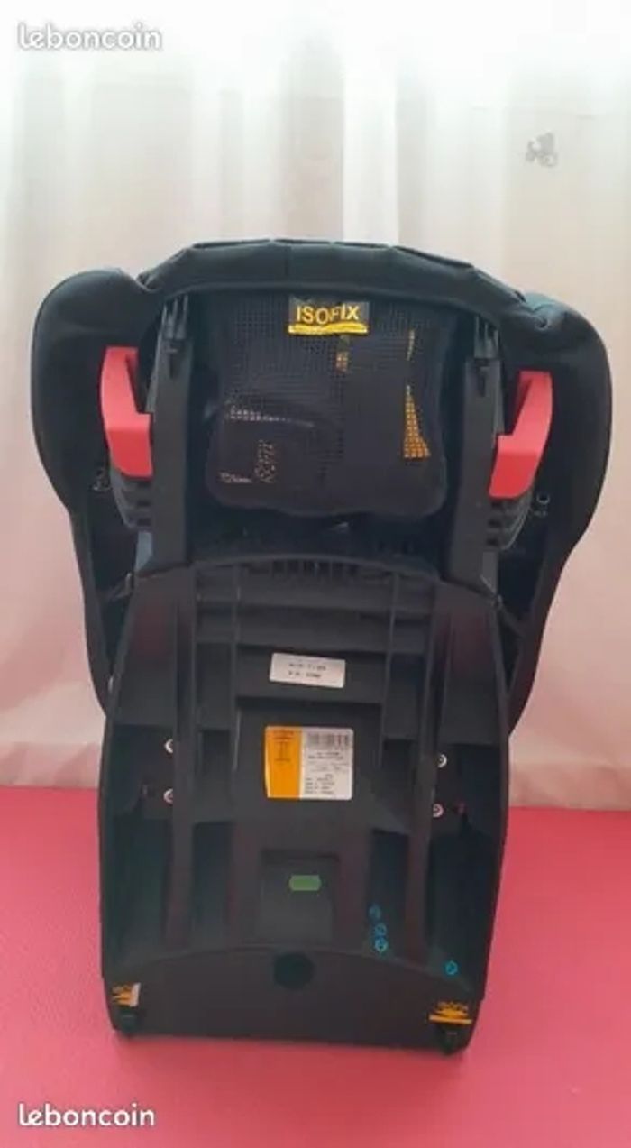 Siège-Auto ISOFIX Bebe confort " comme neuf - photo numéro 3