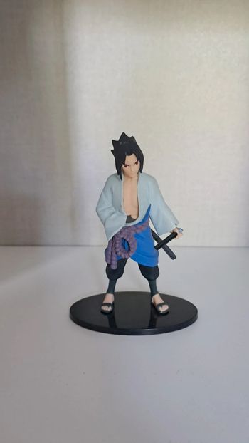 Figurine sasuke