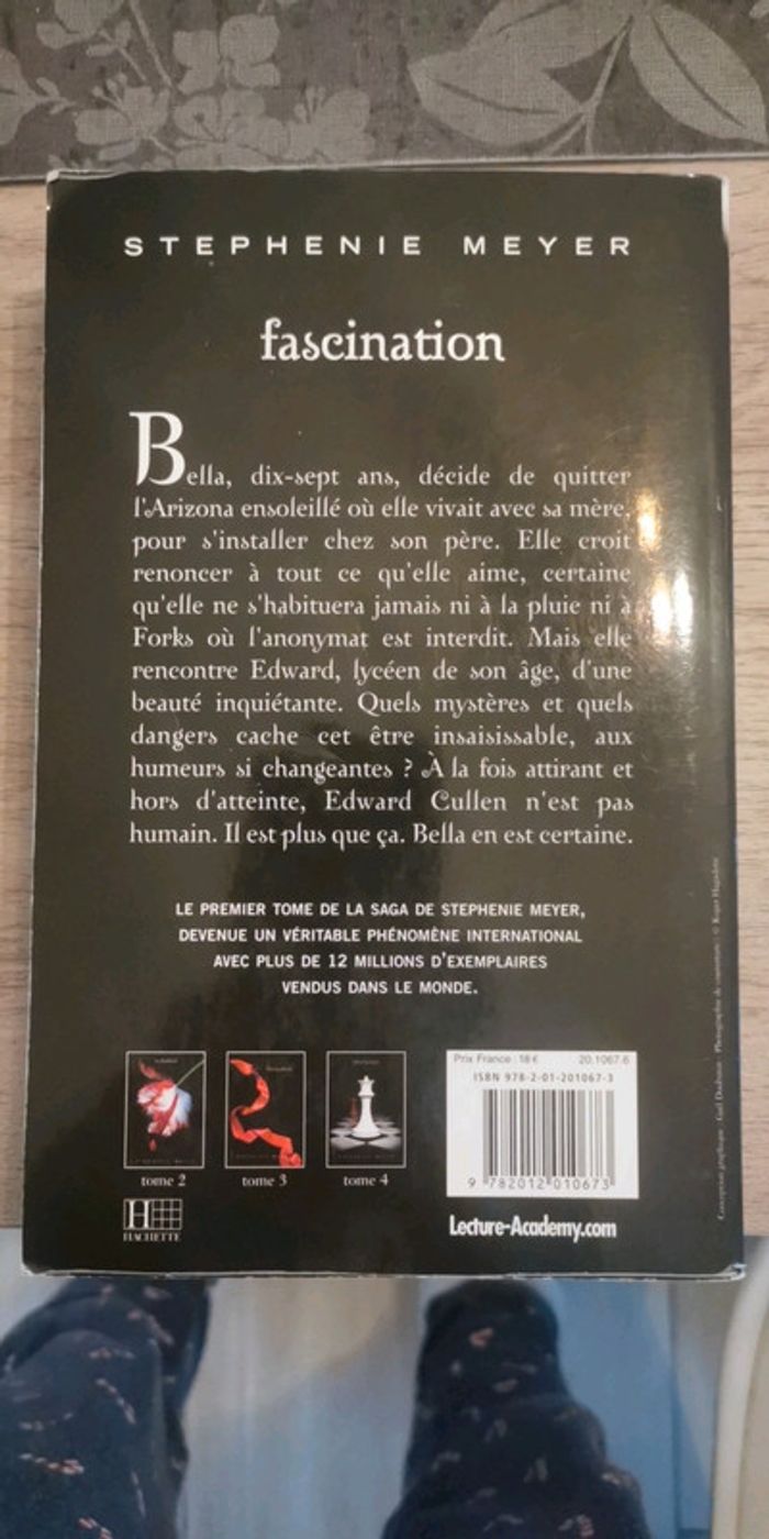 Livre Fascination de Stephenie Meyer - photo numéro 2