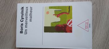 Livre "Un merveilleux malheur" de Boris Cyrulnik