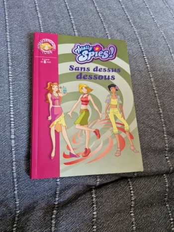Livre "Totally Spies"