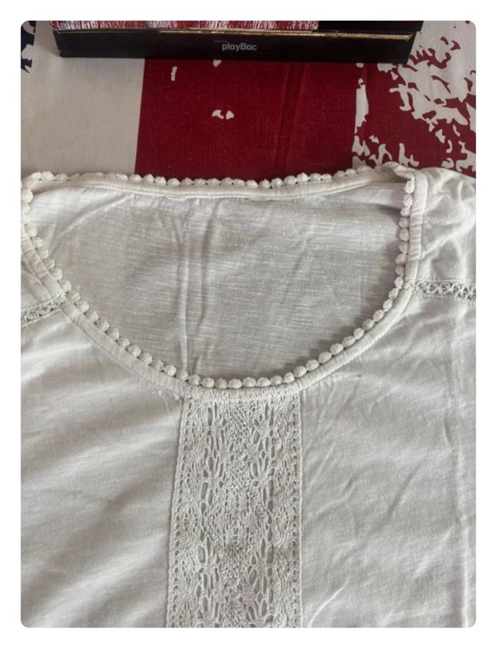 T-shirt motif briderie next taille 44 XL/XXL - photo numéro 3