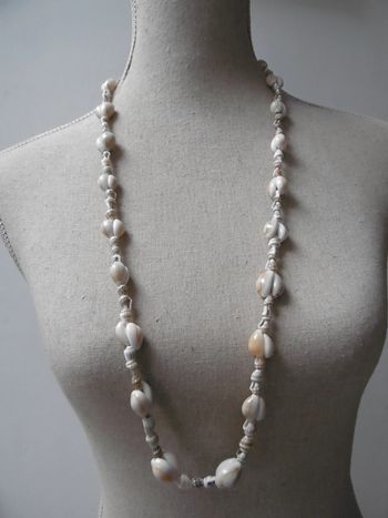 collier coquillages