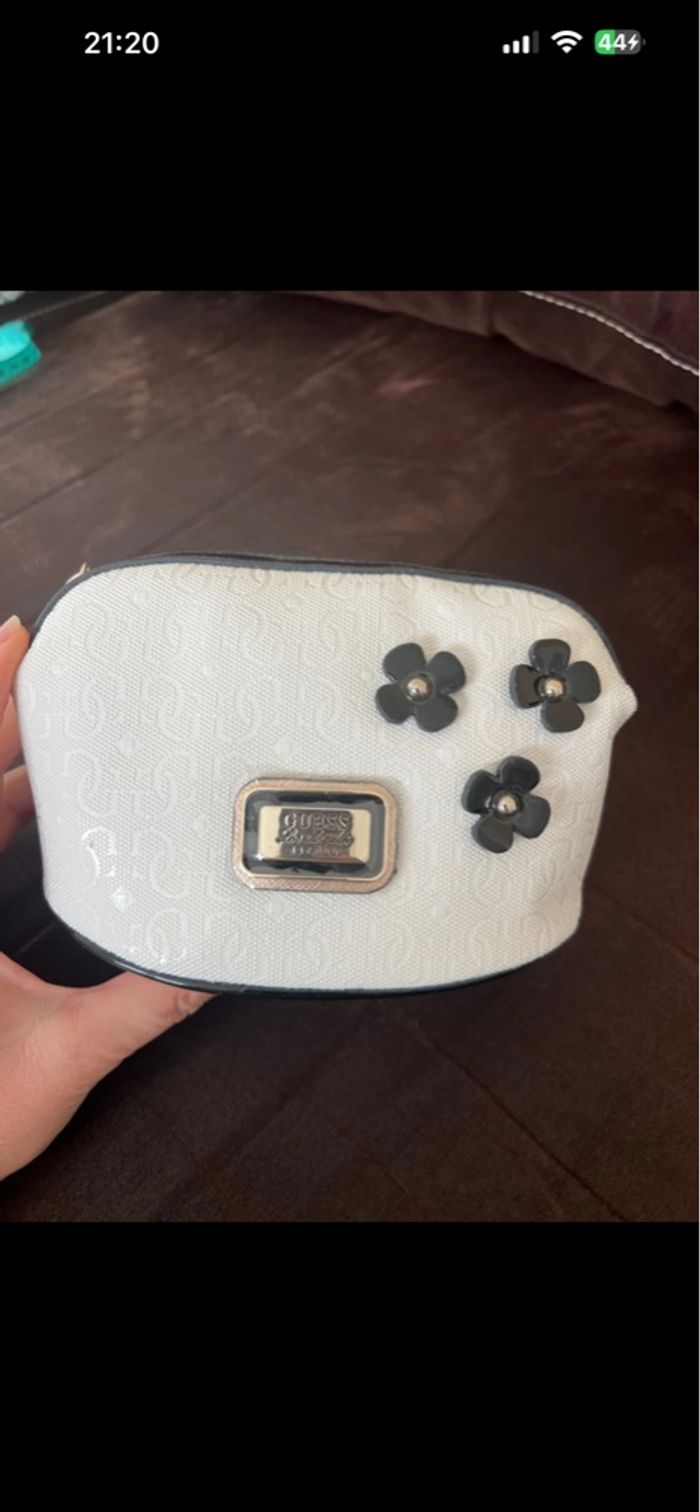 Trousse de maquillage Guess - photo numéro 5