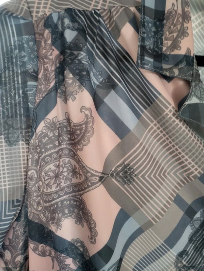 Chemisier Taille 56 - photo numéro 4