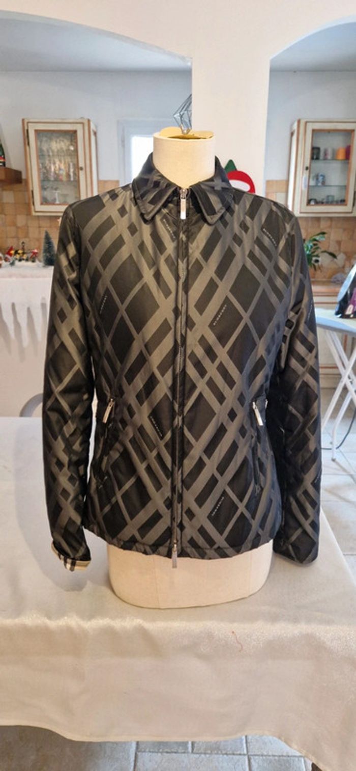 Veste burberry taille 40
