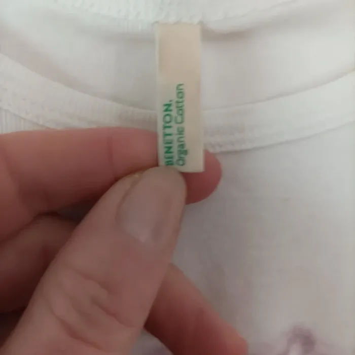 T-shirt Benetton 10 ans - photo numéro 3