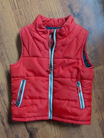 Veste sans manches 24 mois