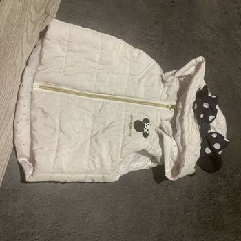 Doudoune sans manches.