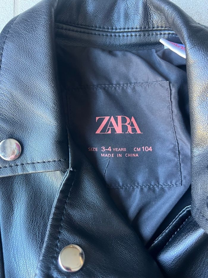 Veste perfecto simili cuir Zara - photo numéro 4