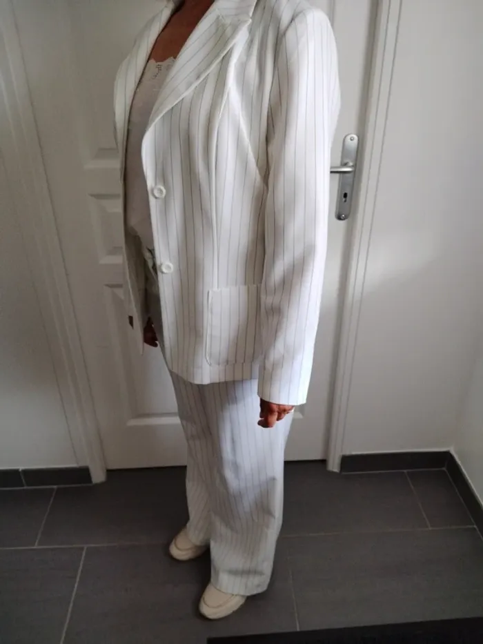 tailleur pantalon - photo numéro 2