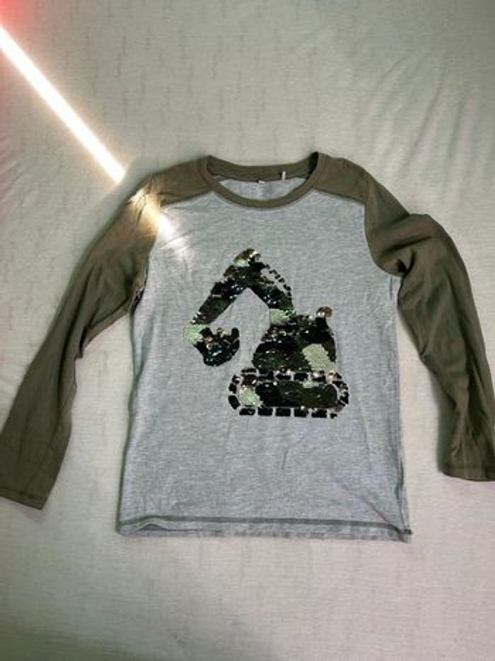 Lots 2 tee shirt manches longues 10-12 ans