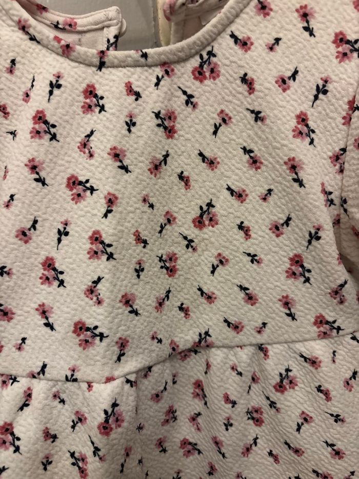 Robe fleurie manches courtes primark 24/36 mois - photo numéro 3