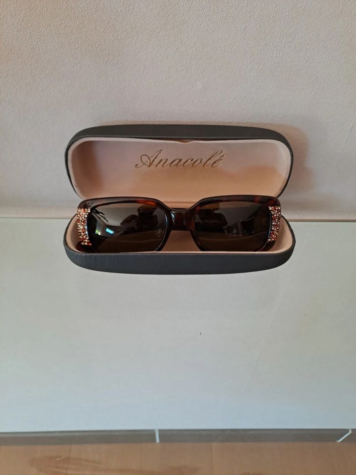 Paire de lunettes solaire Anacolé Lolita strass - photo numéro 9