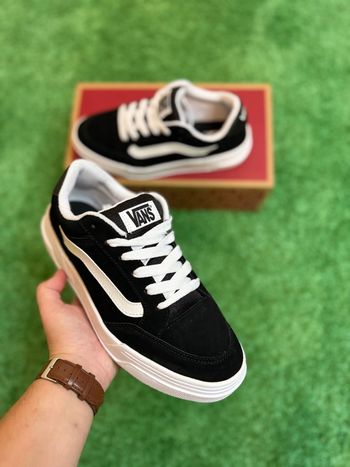 Vans Hylane skate Shoes black gum 38.5