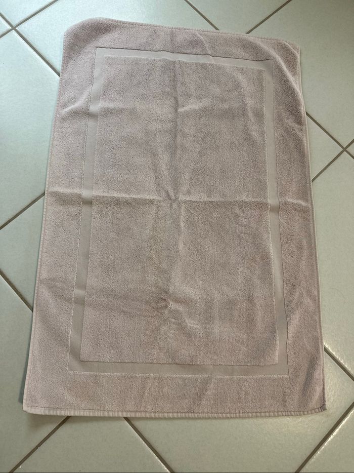 Magnifique tapis vieux rose La Redoute - photo numéro 4