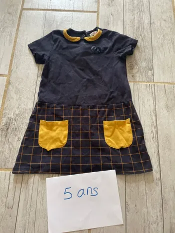 Très jolie robe été fille 5 ans