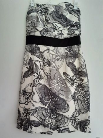 Robe bustier H&M taille 38 noire et blanche