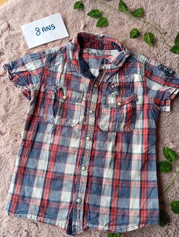 Chemise a carreaux taille 8 ans