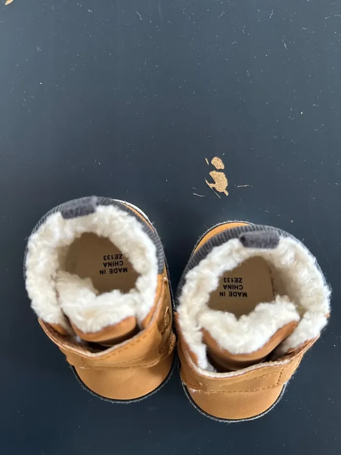 Chaussures d’hiver bébé - photo numéro 2