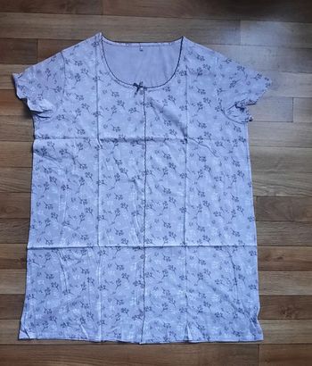 Chemise de nuit courte parme Neuve Taille 58