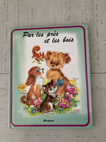 Livre animaux et plante fleurs