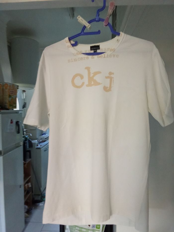 T-shirt de marque Calvin Klein taille xl