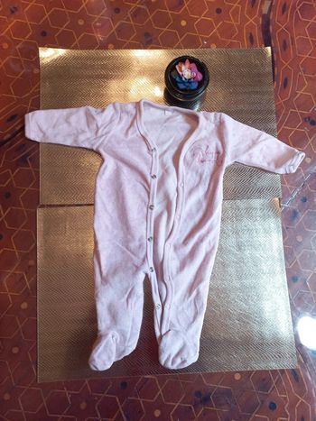 Pyjama naissance à 1 mois