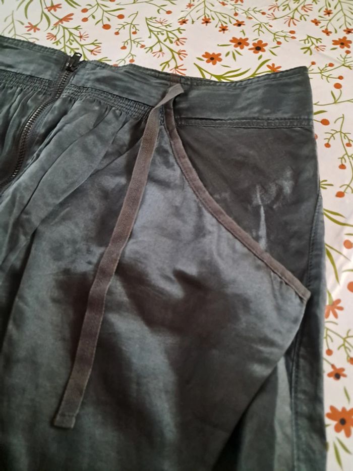 Jupe courte IKKS taille 38 mélange soie - photo numéro 2