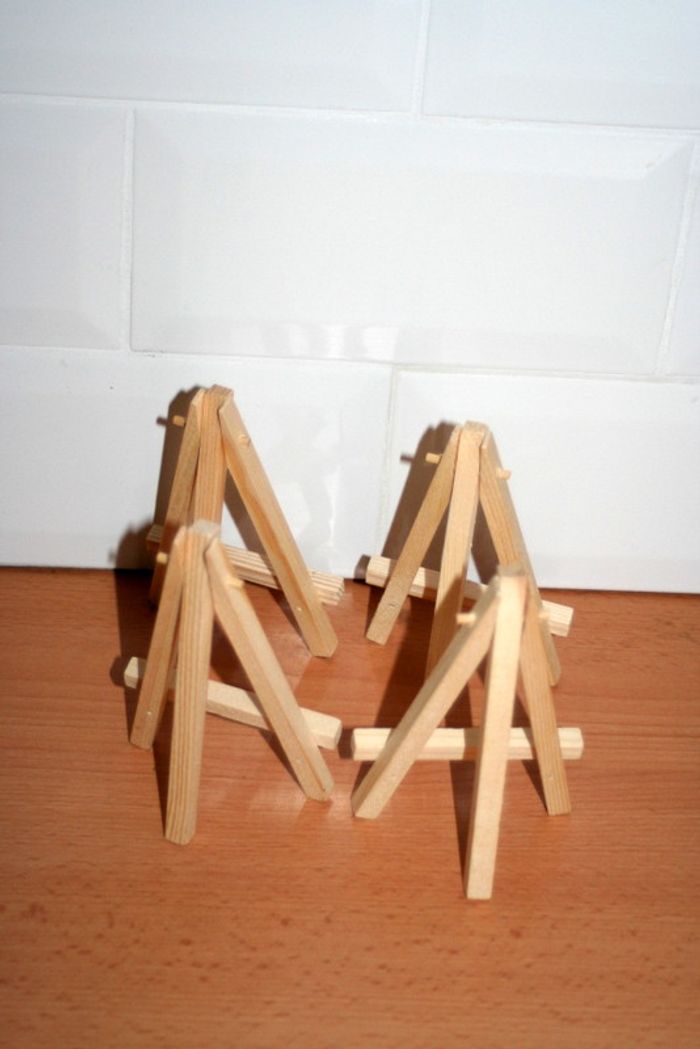 Lot de 4 mini chevalets 12.5cm de haut - photo numéro 2