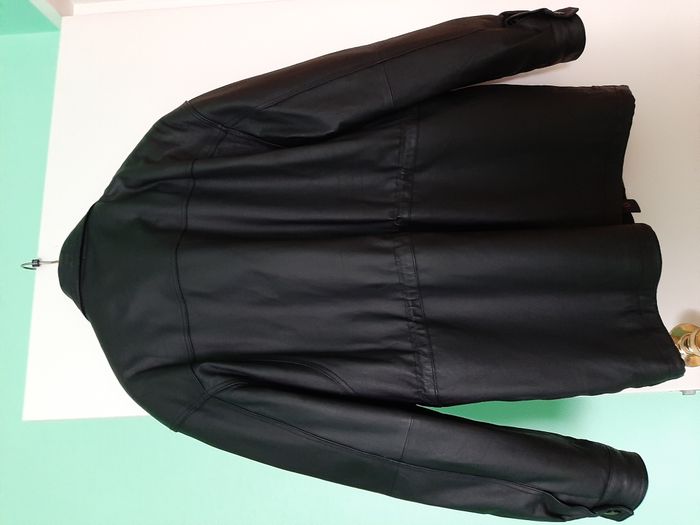 Veste en cuir - photo numéro 2