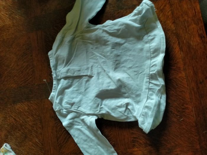 T-shirt 6 mois - photo numéro 3