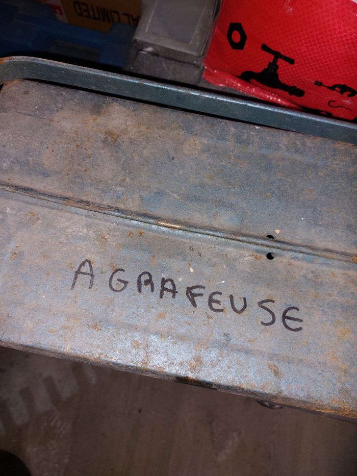 Agrafeuse clouteuse électrique - photo numéro 2