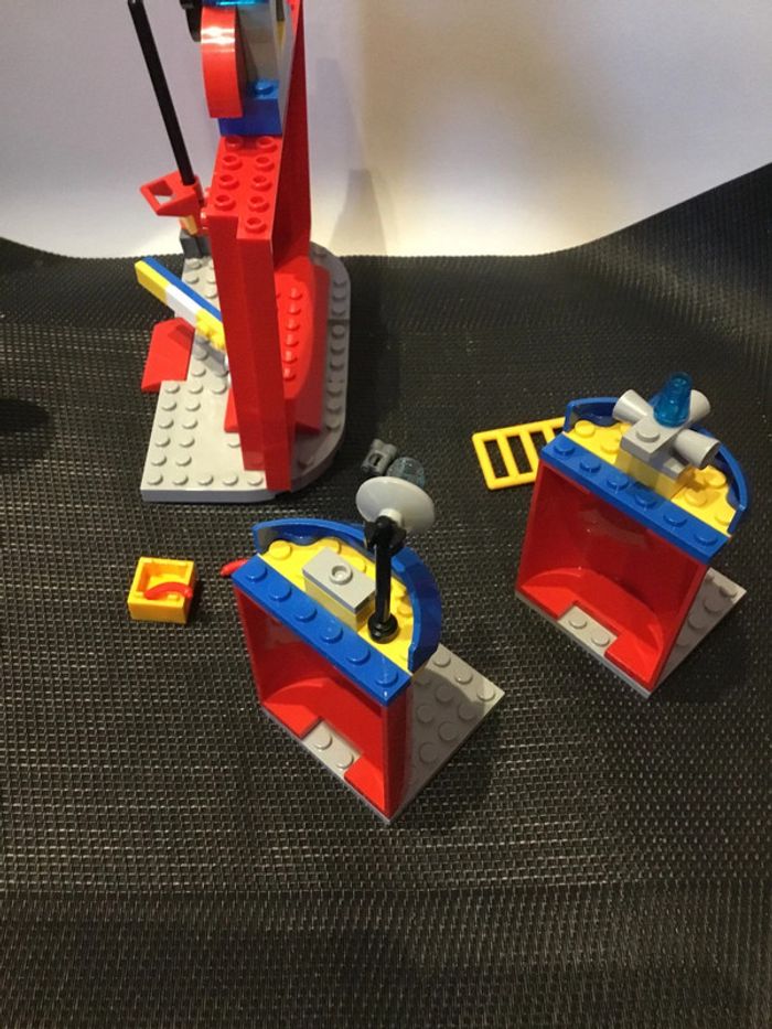 Lego lot 10776 non complet la caserne de pompiers de Mickey Mouse - photo numéro 7
