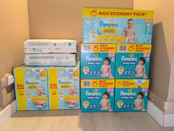 Couches Pampers premium/baby-dry