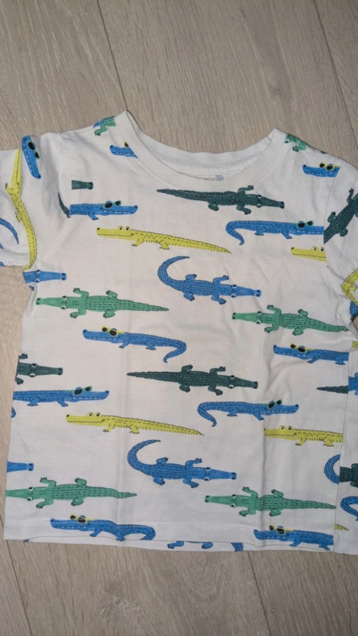 T shirt garçon 3 ans blanc à motifs crocodiles - photo numéro 2