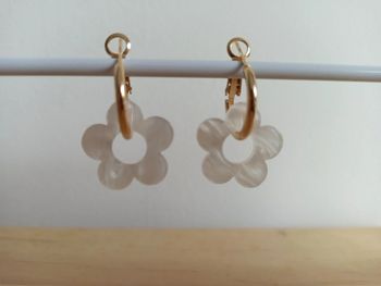 Boucles d'oreilles pampilles blanches