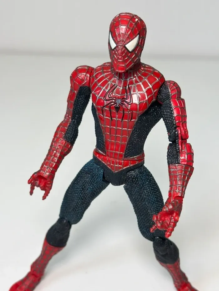 Toybiz 2003 Spiderman 2 Film Super Posable Tobey Maguire Punching Action figurine action figure - photo numéro 2