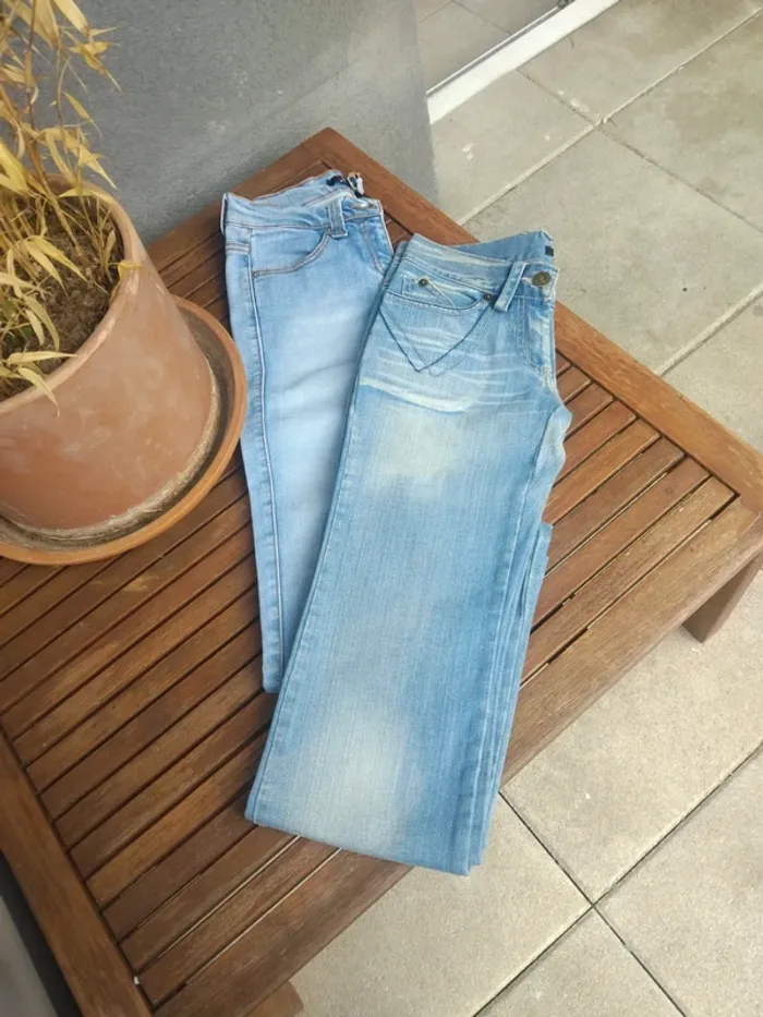 Lot 2 jeans évasés - photo numéro 2