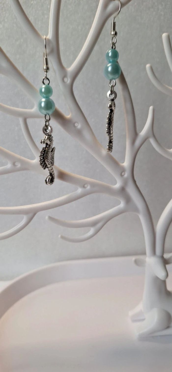Boucles d’oreilles hippocampes turquoise - photo numéro 5