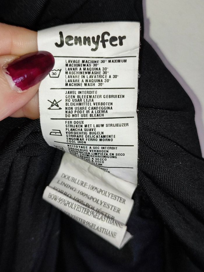 Robe noir - photo numéro 4