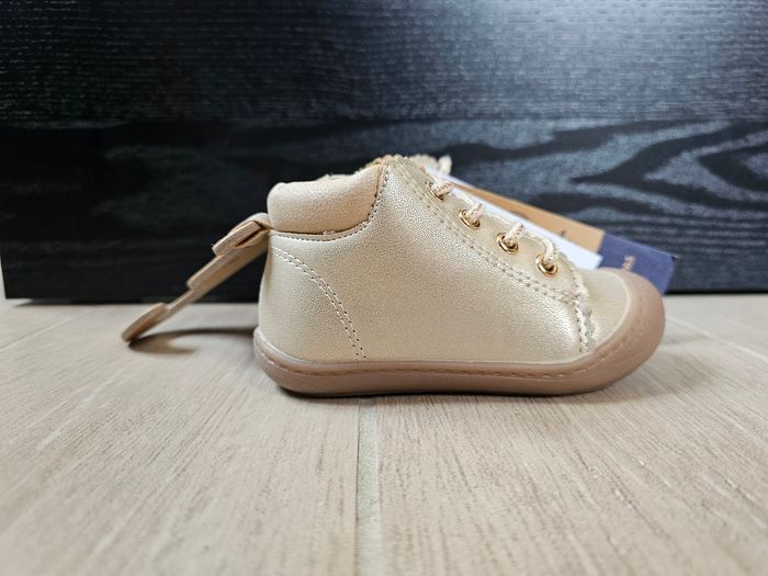 Chaussure 1er pas - photo numéro 3
