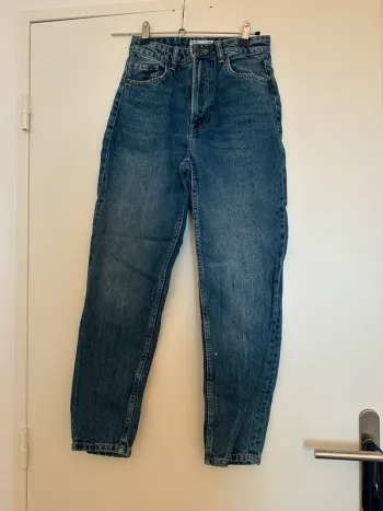 Jean MOM