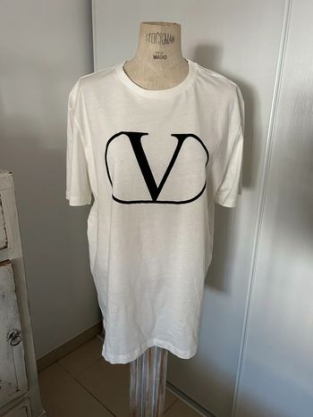 T shirt Valentino neuf taille xxl