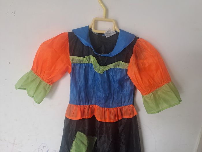 Déguisement Robe de sorcière Taille 110cm (5ans) - photo numéro 3